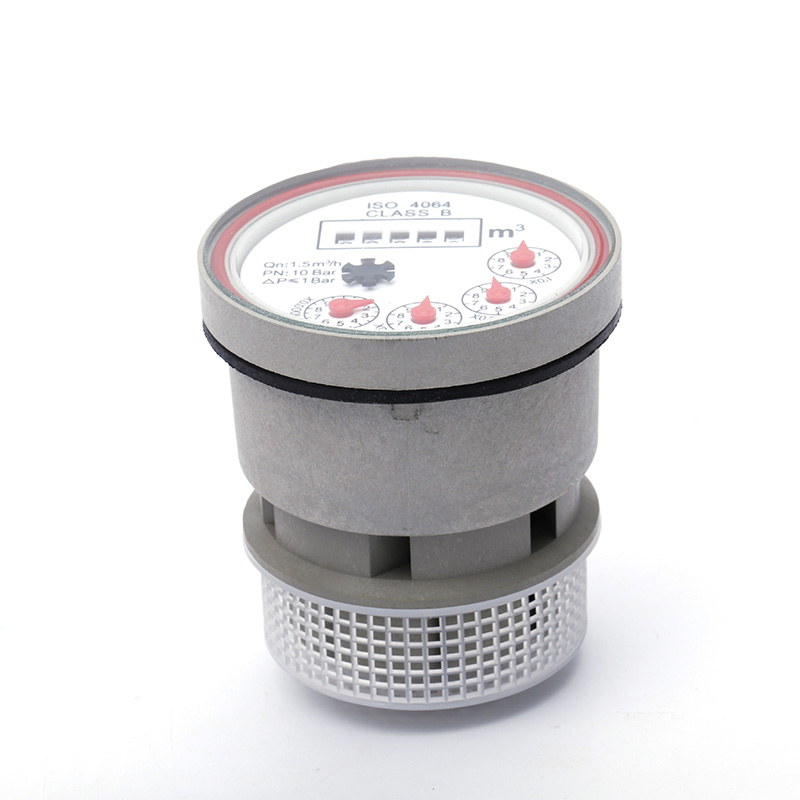 Comment installer le mécanisme du compteur d'eau?